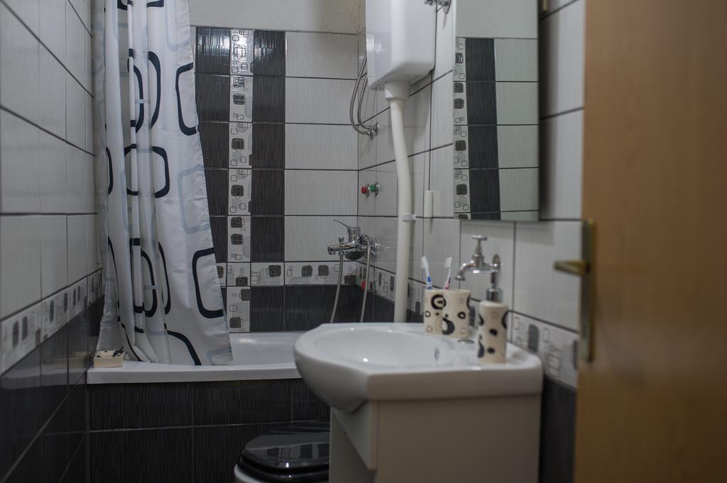 Raza Apartment